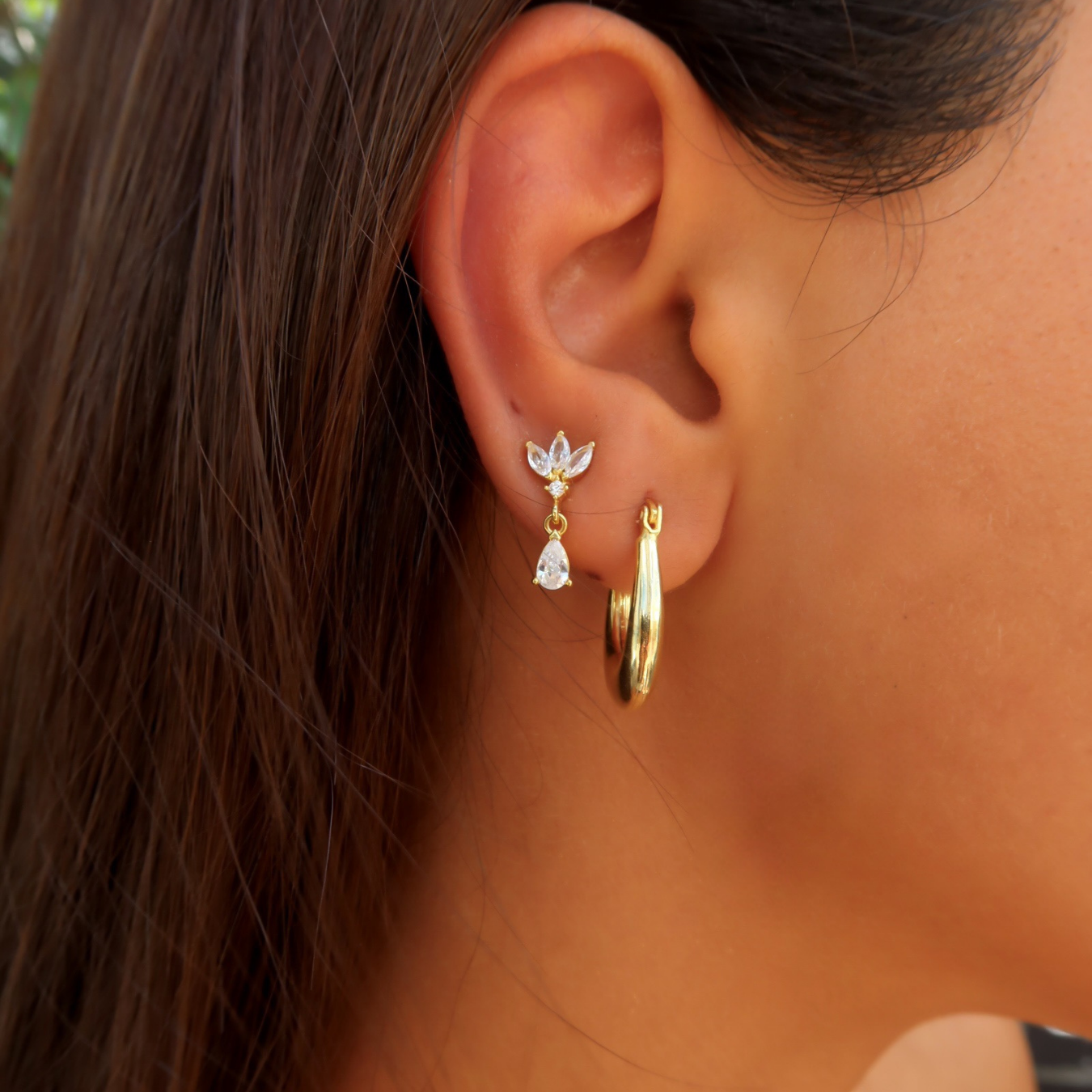 925 Gümüş | Yaprak Form Damla Taşlı Küpe