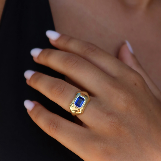 925 Gümüş | Lacivert Taşlı Kıvrım Yüzük