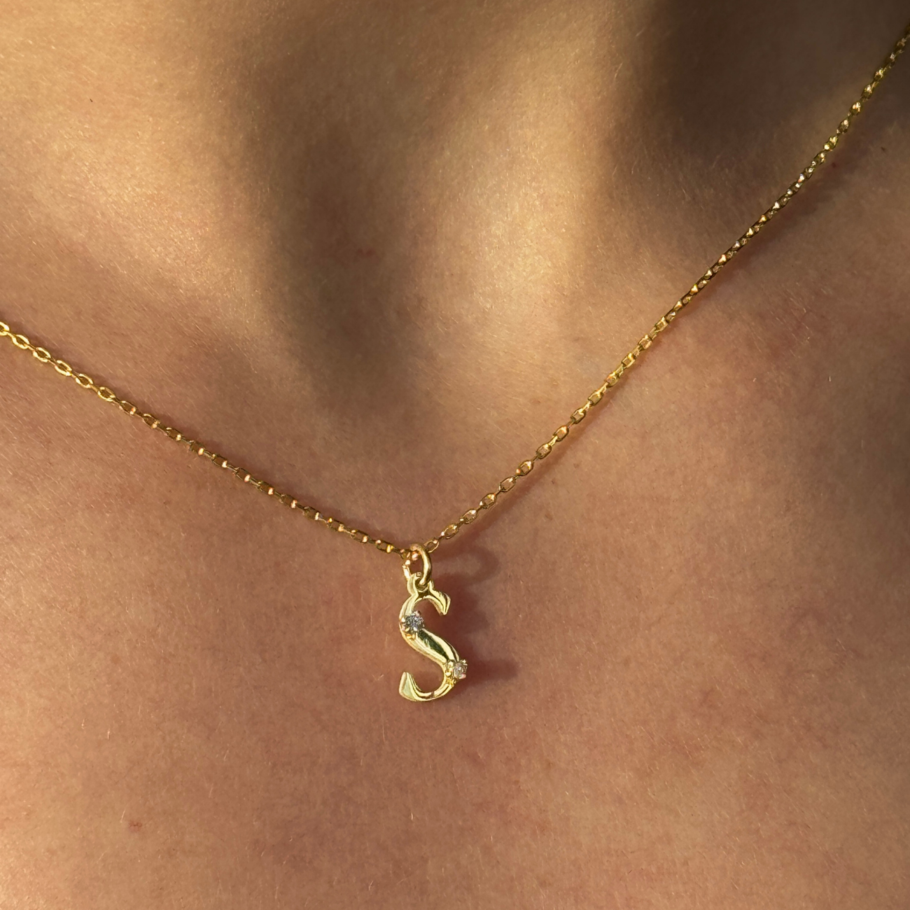 925 Gümüş | Minimal Taşlı Harf Kolye